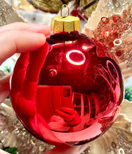 Load image into Gallery viewer, 80mm Red Glass Bauble Santas little painters