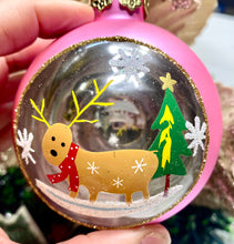 Load image into Gallery viewer, Pink Reindeer 80mm Santas little painters