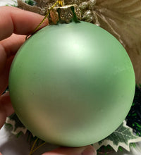 Load image into Gallery viewer, 80mm Light Green Reindeer Bauble Santas little painters