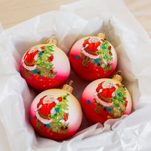 Load image into Gallery viewer, 80mm Santa decorating his tree Santa's Little Painters