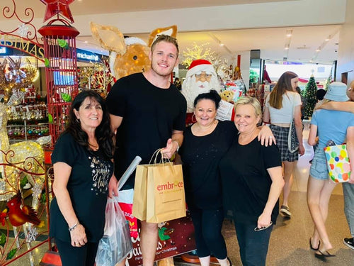 Glory! Glory! Santas little painters