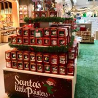 More displays.. Santas little painters