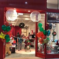 Our Christmas shop in Ryde... Santas little painters