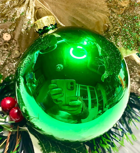 80mm Green Glass Bauble Santas little painters