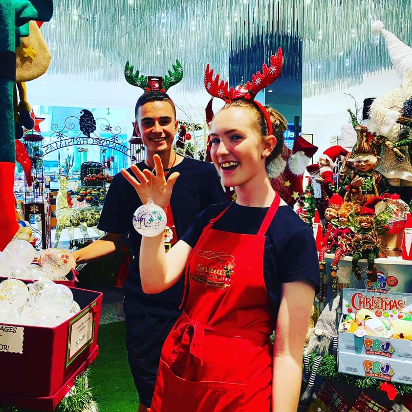 Santa's Naughty Elves... Santas little painters