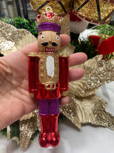 Load image into Gallery viewer, Nutcracker Santas little painters
