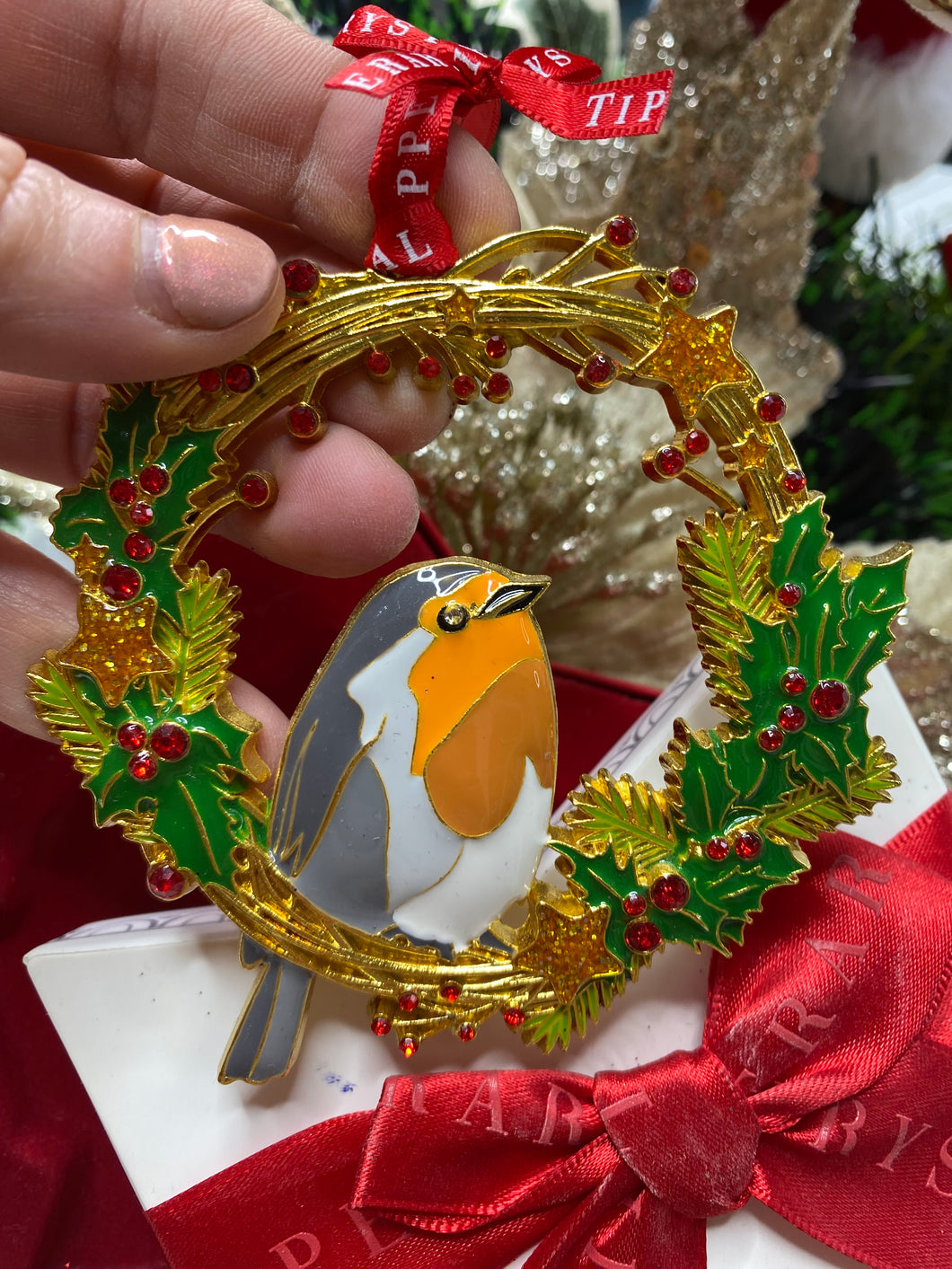Robin Bird Tipperary Crystal Hanging Ornament Santas little painters