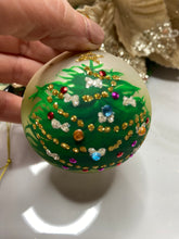Load image into Gallery viewer, 60mm green decorated tree Santas little painters
