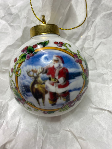 Porcelain 60mm Bauble Santas little painters