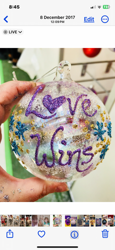 Love Wins Santas little painters